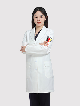 茀莱堡口腔医院邓梅医生