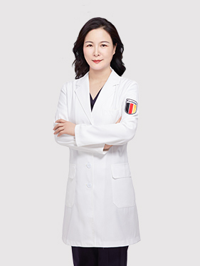茀莱堡口腔医院朱凌兰医生
